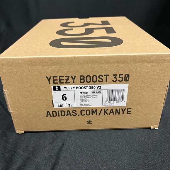 Yeezy Boost 350 V2 - Picture 2 of 8